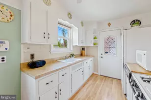 2818 Sandyford Ave, Philadelphia, PA 19152 - Photo 7