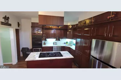 8088 Fairview Street, Philadelphia, PA 19136 - Photo 9