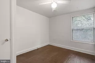 2041 Pemberton St, Philadelphia, PA 19146 - Photo 15