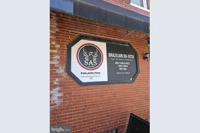 1135 E Susquehanna Avenue, Philadelphia, PA 19125 - Photo 5