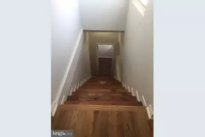 1135 E Susquehanna Avenue, Philadelphia, PA 19125 - Photo 15