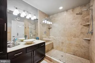 1008 S Bouvier St, Philadelphia, PA 19146 - Photo 17