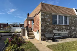 2018 Greymont St, Philadelphia, PA 19116 - Photo 1