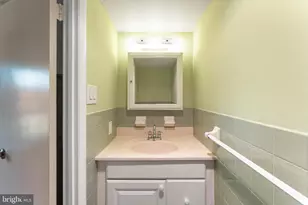 8950 Krewstown Rd, Philadelphia, PA 19115 - Photo 15