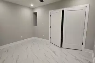 1418 W Grange Ave, Philadelphia, PA 19141 - Photo 11