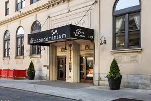 1324 Locust St, Philadelphia, PA 19107 - Photo 3