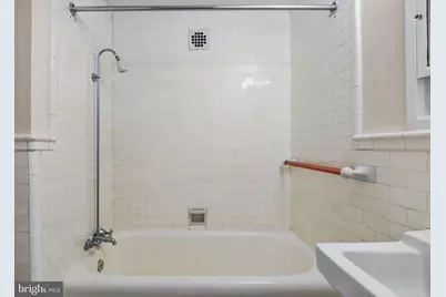 1324 Locust Street #807, Philadelphia, PA 19107 - Photo 11