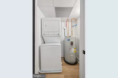 1419 W Grange Avenue #411, Philadelphia, PA 19141 - Photo 5