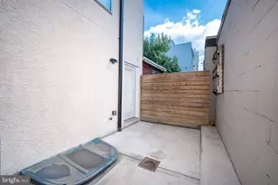 2102 Berges St, Philadelphia, PA 19125 - Photo 29