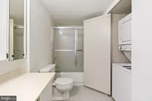 1420 Locust St, Philadelphia, PA 19102 - Photo 37