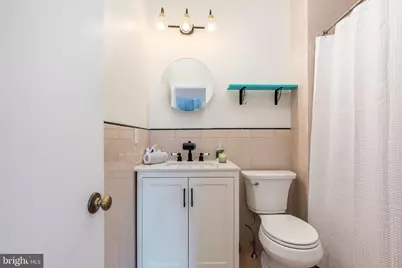 250 S 13th Street #3E, Philadelphia, PA 19107 - Photo 17