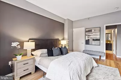 1425 Locust Street #4F, Philadelphia, PA 19102 - Photo 19