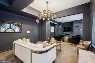 1425 Locust St, Philadelphia, PA 19102 - Photo 29