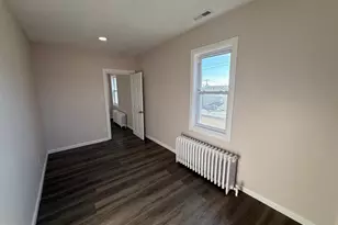 2537 E Auburn St, Philadelphia, PA 19134 - Photo 7