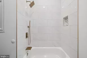 1325 Kerbaugh St, Philadelphia, PA 19140 - Photo 21