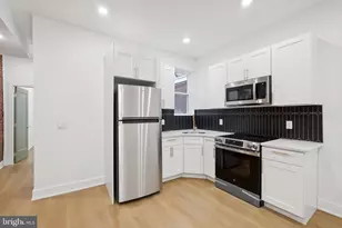 1325 Kerbaugh St, Philadelphia, PA 19140 - Photo 15