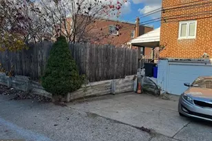 3008 Vista St, Philadelphia, PA 19152 - Photo 5