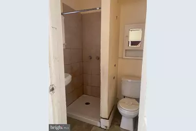 1512 W Glenwood Avenue, Philadelphia, PA 19132 - Photo 13