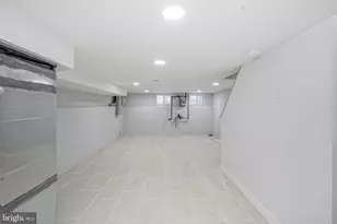 808 Fernon St, Philadelphia, PA 19148 - Photo 31