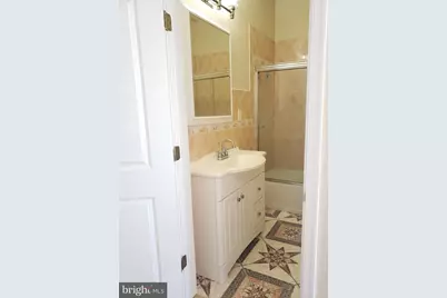 1119 S 18th Street #FLOOR 2, Philadelphia, PA 19146 - Photo 7