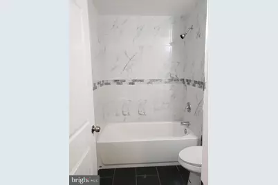 2001 S 17th Street #FLR 3, Philadelphia, PA 19145 - Photo 13