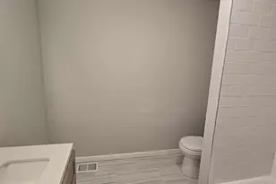 5625 Crowson St, Philadelphia, PA 19144 - Photo 25