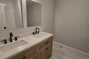 5625 Crowson St, Philadelphia, PA 19144 - Photo 29