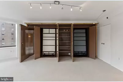 202 W Rittenhouse Square #1106, Philadelphia, PA 19103 - Photo 33