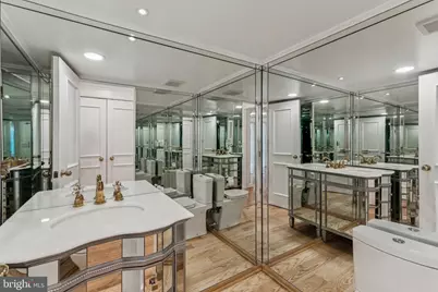 202 W Rittenhouse Square #1106, Philadelphia, PA 19103 - Photo 35