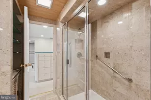 202 W Rittenhouse Square, Philadelphia, PA 19103 - Photo 27