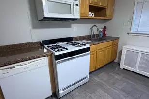 1031 Cantrell St, Philadelphia, PA 19148 - Photo 5