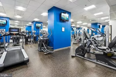 1425 Locust Street #2C, Philadelphia, PA 19102 - Photo 13