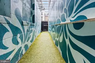 1425 Locust St, Philadelphia, PA 19102 - Photo 15