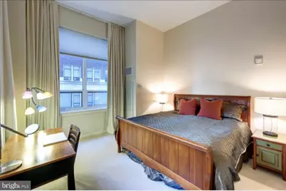 1425 Locust Street #2C, Philadelphia, PA 19102 - Photo 9