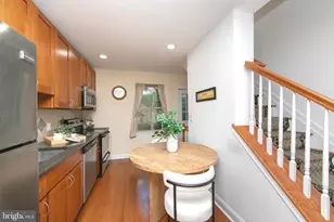 1030 N Leithgow St, Philadelphia, PA 19123 - Photo 9