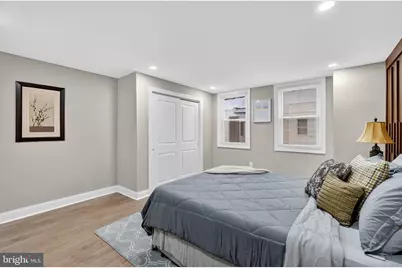 325 Roseberry Street, Philadelphia, PA 19148 - Photo 17