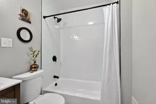 325 Roseberry St, Philadelphia, PA 19148 - Photo 19