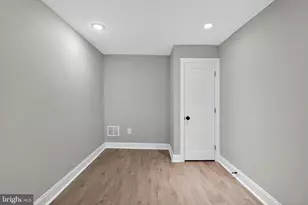 325 Roseberry St, Philadelphia, PA 19148 - Photo 21