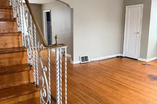 714 Disston St, Philadelphia, PA 19111 - Photo 3