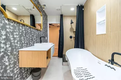 2057 Watkins Street, Philadelphia, PA 19145 - Photo 25