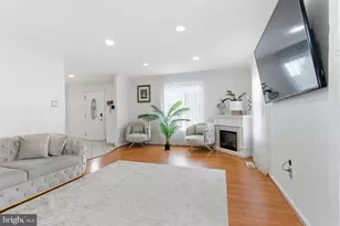 148 Rennard St, Philadelphia, PA 19116 - Photo 3