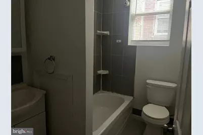 6122 N Broad Street #3RD FLOOR FRONT, Philadelphia, PA 19141 - Photo 5