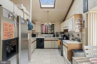 945 Manatawna Avenue, Philadelphia, PA 19128 - Photo 9