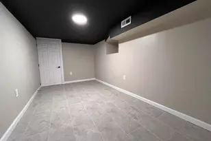 740 S 59th St, Philadelphia, PA 19143 - Photo 29