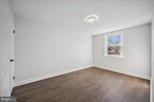 1010 Flanders Rd, Philadelphia, PA 19151 - Photo 9