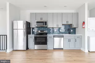 2914 W Oxford St, Philadelphia, PA 19121 - Photo 13