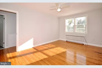 8037 Pine Road #1ST FLOOR, Philadelphia, PA 19111 - Photo 7