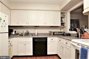 8 Rex Ave, Philadelphia, PA 19118 - Photo 7