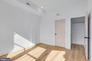 511 W York St, Philadelphia, PA 19133 - Photo 9