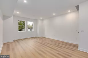 1028 W Arizona St, Philadelphia, PA 19133 - Photo 5